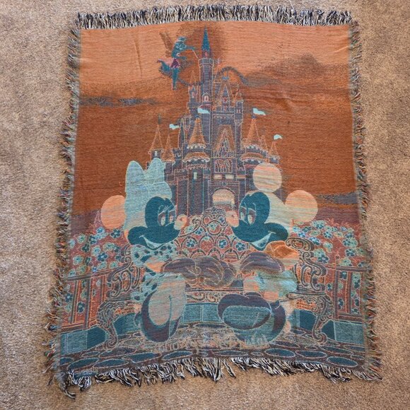 Walt Disney World 50"x60" Mickey/Minnie 100% Cotton Woven Blanket - Picture 4 of 6